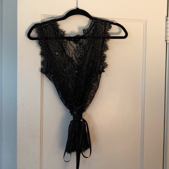 Express Top - Picture 2 of 5